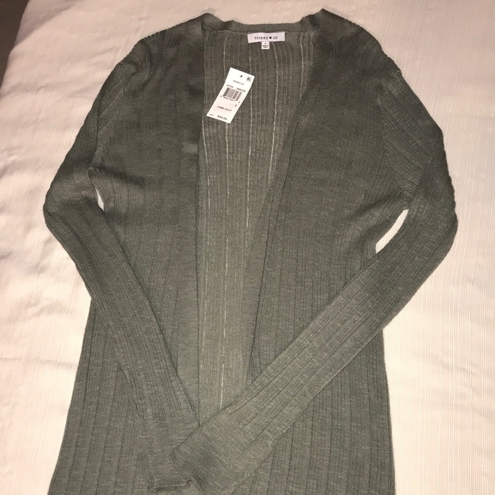 Cardigan - Picture 3 of 3